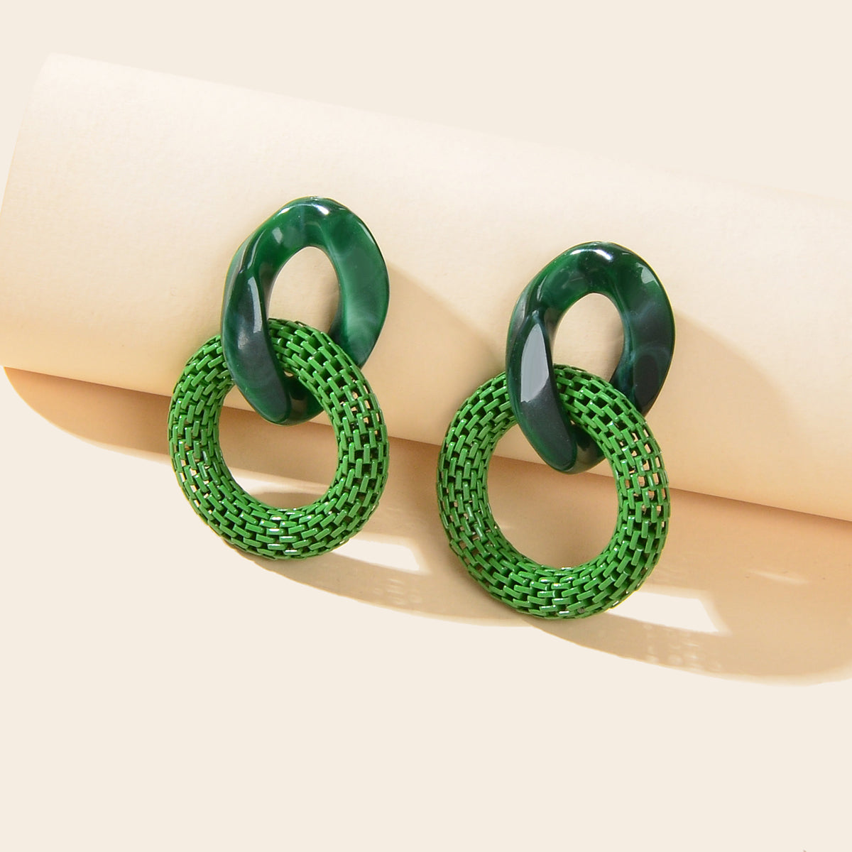 Green Red Resin Paper Clip Cuban Chain Link Dangling Party Earrings Ear Jewelry