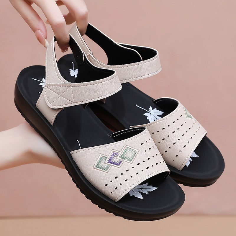 2026 New Style Mom Sandals, Summer Soft-Soled Comfortable Shoes for Middle-Aged Women, Flat Non-Slip Shoes for Elderly Women and Grandmothers