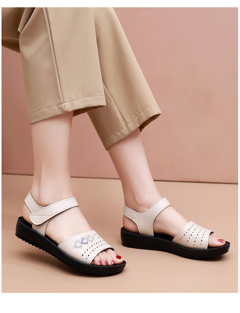 2026 New Style Mom Sandals, Summer Soft-Soled Comfortable Shoes for Middle-Aged Women, Flat Non-Slip Shoes for Elderly Women and Grandmothers