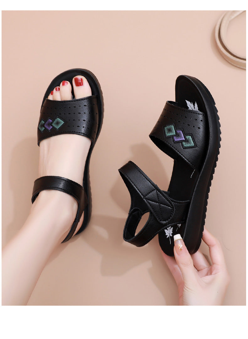 2026 New Style Mom Sandals, Summer Soft-Soled Comfortable Shoes for Middle-Aged Women, Flat Non-Slip Shoes for Elderly Women and Grandmothers