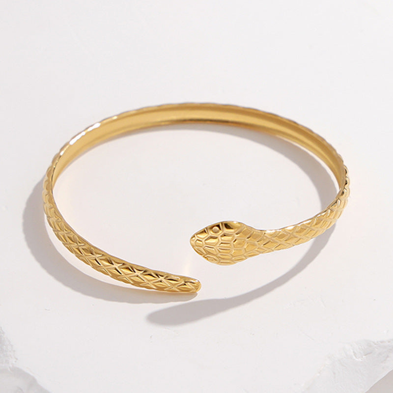 Cross-border European and American titanium steel bracelet non-fading adjustable stainless steel bracelet female exaggerated high-grade open bracelet
