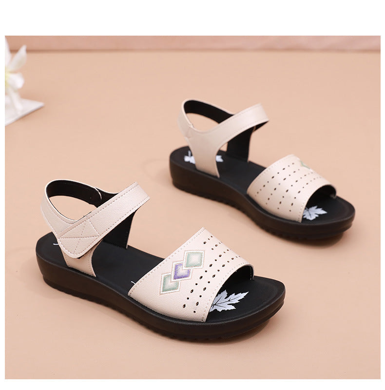 2026 New Style Mom Sandals, Summer Soft-Soled Comfortable Shoes for Middle-Aged Women, Flat Non-Slip Shoes for Elderly Women and Grandmothers
