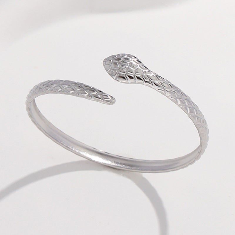 Cross-border European and American titanium steel bracelet non-fading adjustable stainless steel bracelet female exaggerated high-grade open bracelet