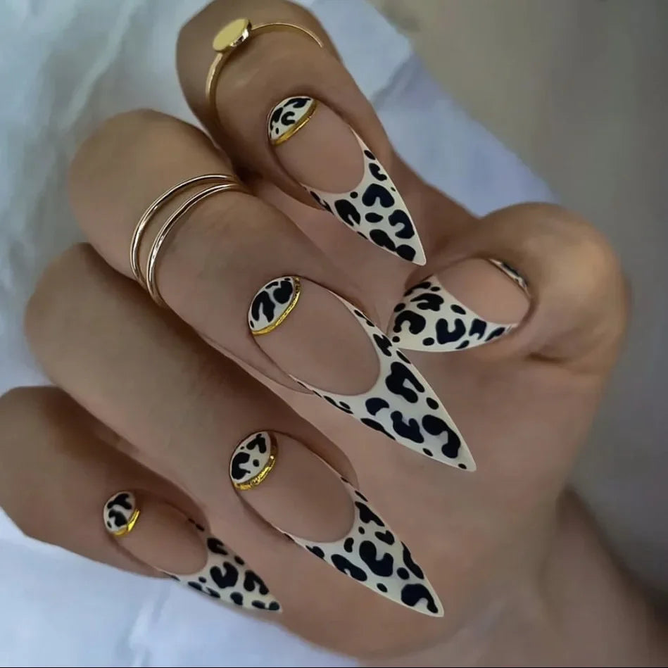 Chic Almond Press-On Nails-29